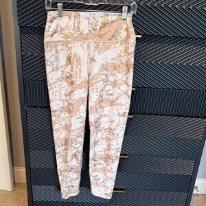 Carbon38 Cream and Tan Activewear Leggings